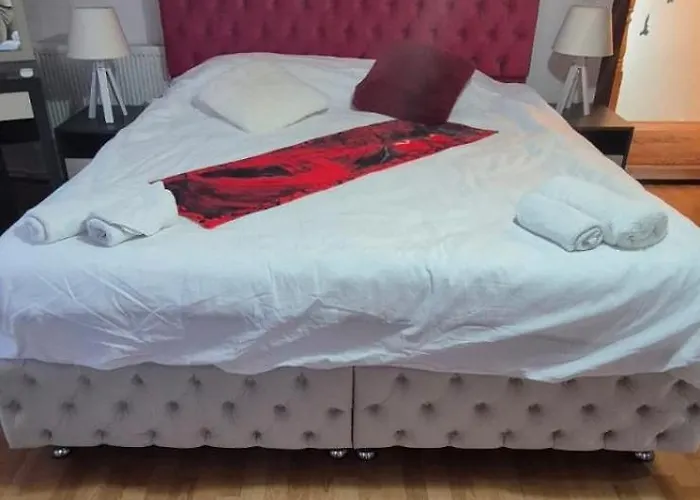 Yazir فيلة أنطاليا