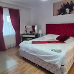 Yazir Αττάλεια